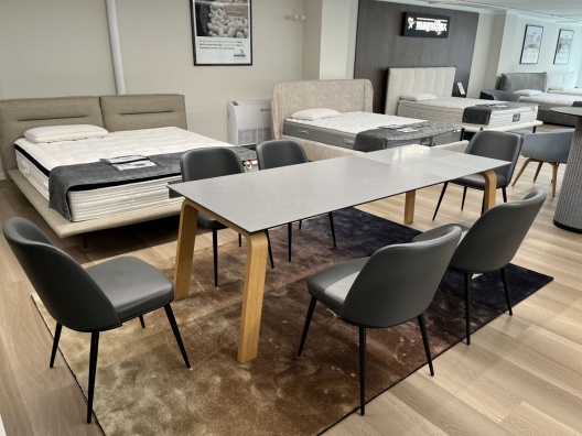 Deimos étkezőasztal - kiállított - myhome